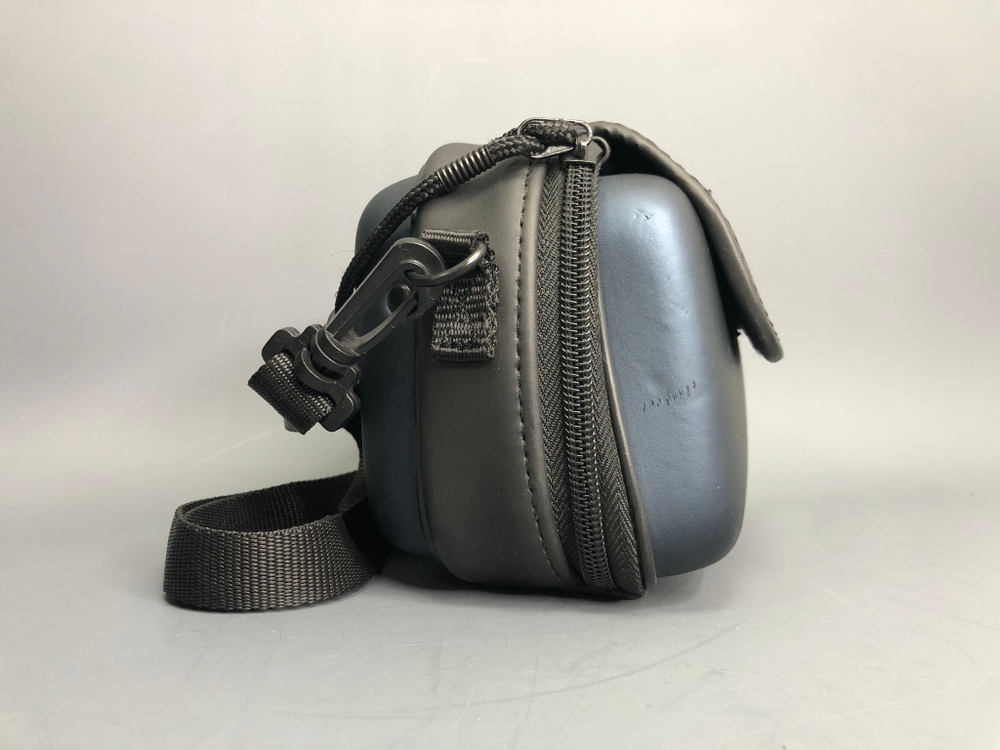 Rivacase 7050 Blue
