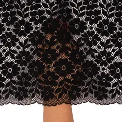 Кружево эластичное черное 23 см, цветочное