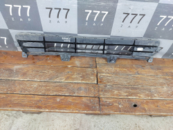 Решетка переднего бампера Kia Seltos 19-нв Б/У Оригинал 86531Q5000