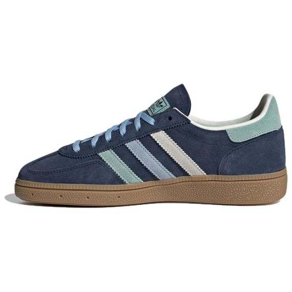 adidas originals HANDBALL SPEZIAL Кроссовки для скейтбординга Низкие Темно-синий/Светло-зеленый/Светло-синий/Сливочный Женские
