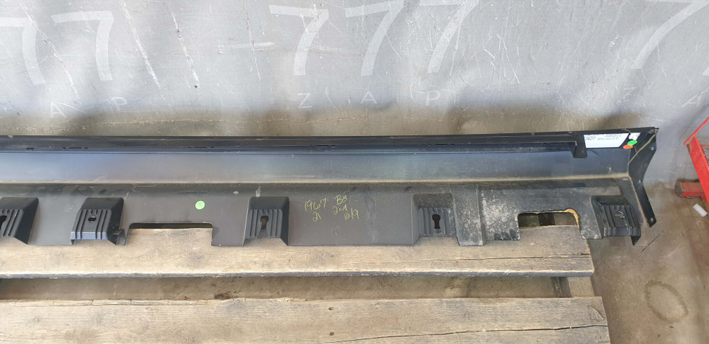 Накладка порога левая Mercedes GLE (V167) 18-21 Б/У Оригинал A1676982101