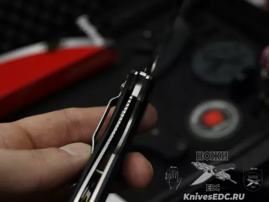 Нож складной Spyderco Resilience C142GP c клинком из стали 8Cr13MoV, рукоять G10