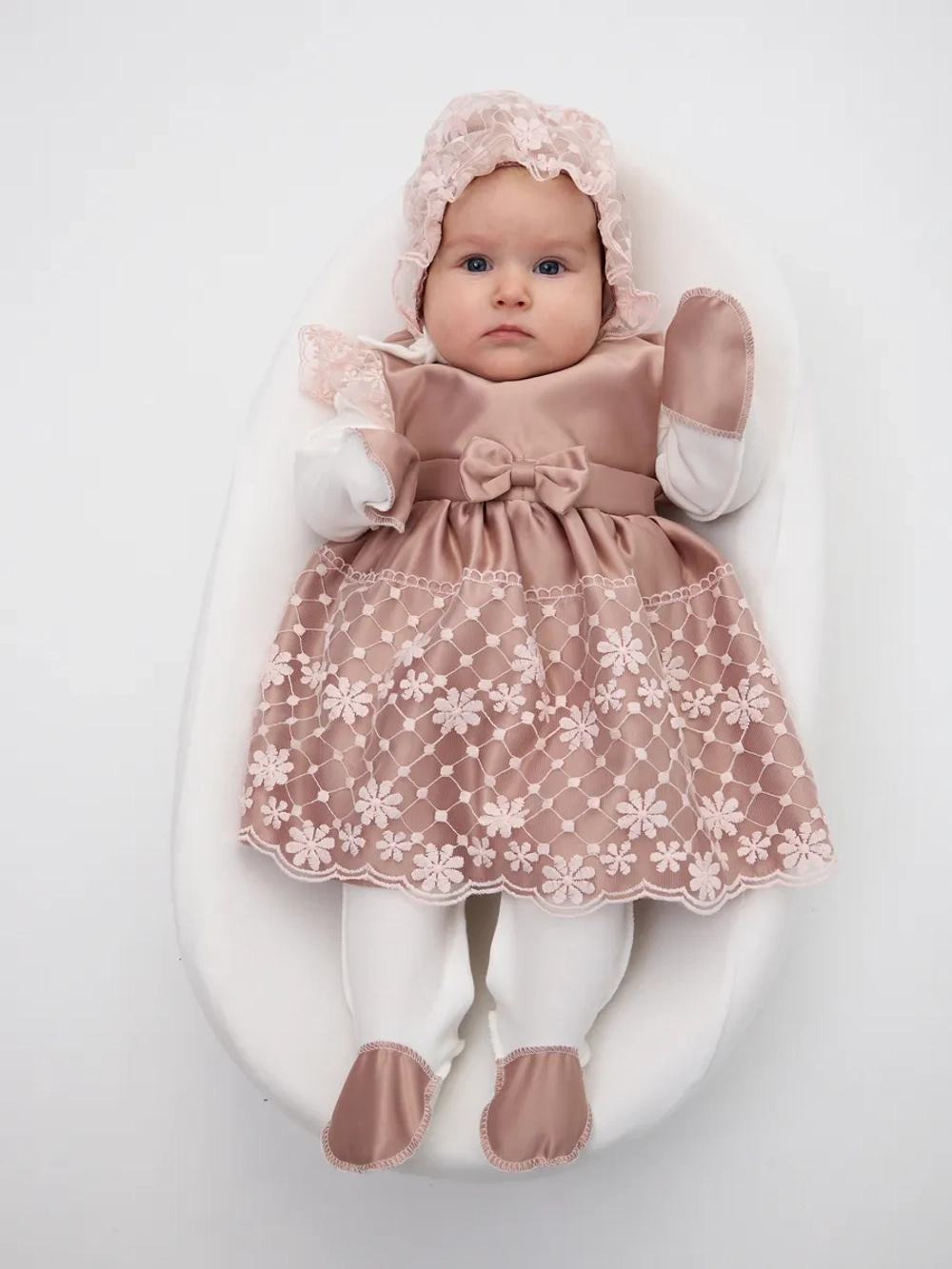 Конверт на выписку новорожденного весна