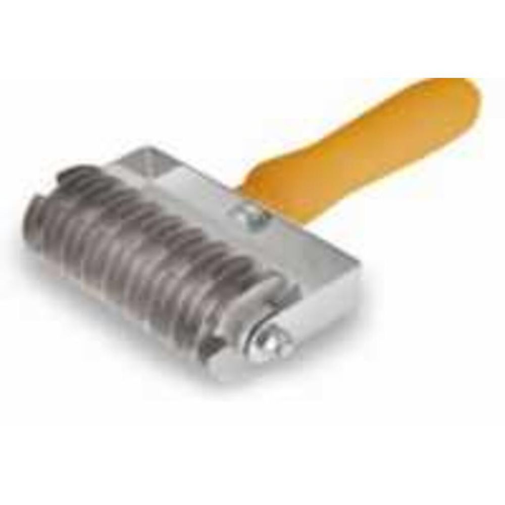 Резак для теста 13,3*4 см нерж. l 19,5 см P.L. Proff Cuisine