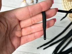 Шнур ПЭ КРУГЛЫЙ черный смайл. 1,4м