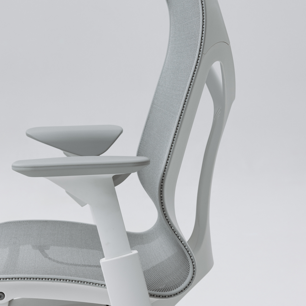 Кресло Herman Miller Cosm, высокая спинка, цвет Mineral, регулируемые подлокотники