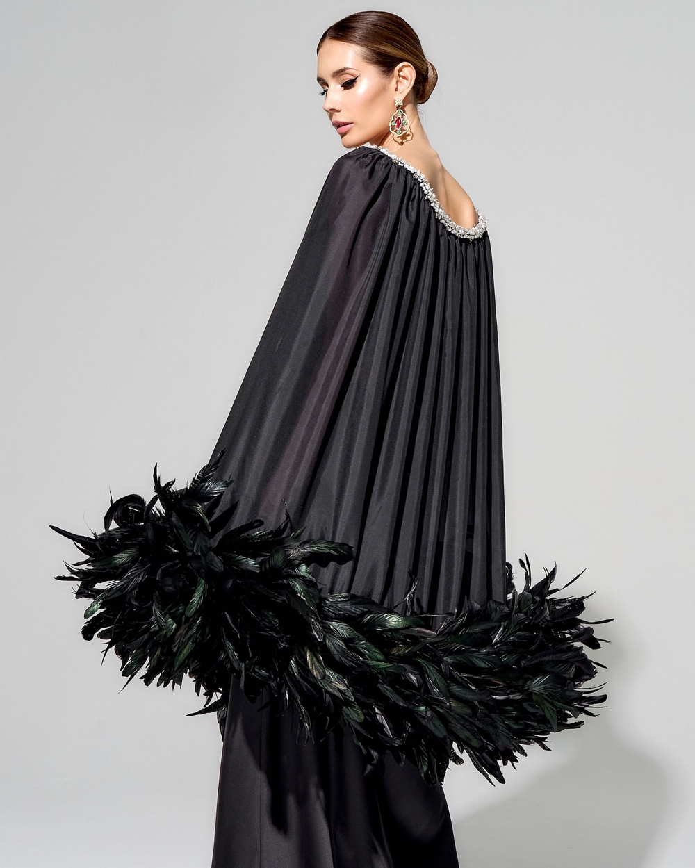 Кейп Black Swan