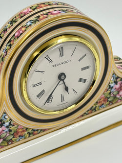 Часы Wedgwood, Clio