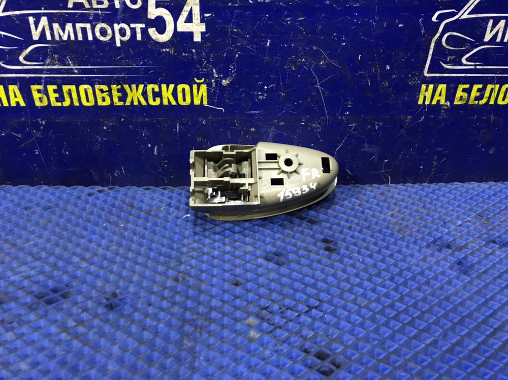 Ручка двери передней правой салонная TOYOTA AVENSIS 2012-2015