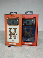 Hermes для iPhone 17 Pro Max