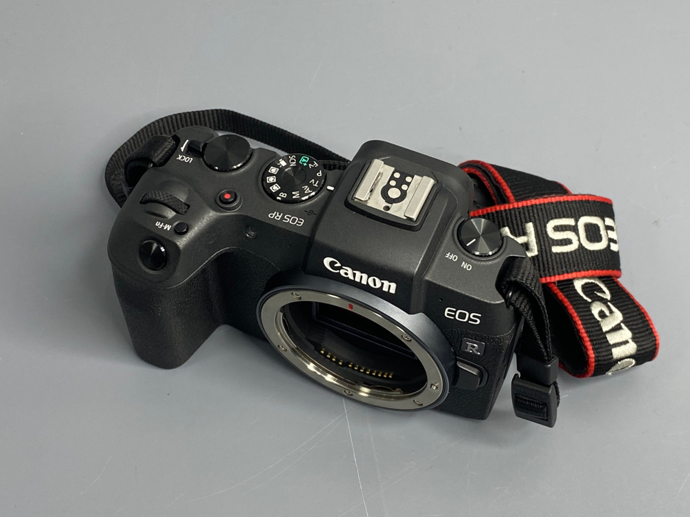 Canon EOS RP 7.000 кадров