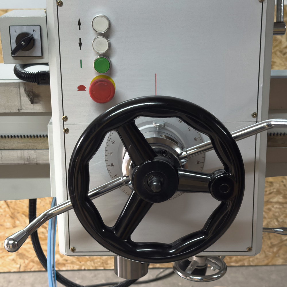 VISPROM RV-32V радиально-сверлильный станок