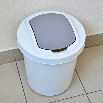 Контейнер для мусора 16л "Palm" круглый (светло-серый)