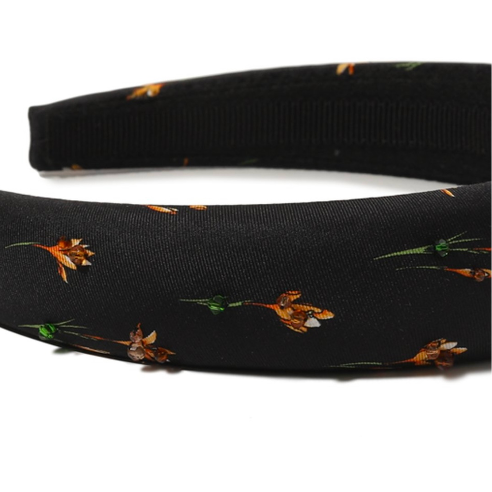 Черный ободок с цветами