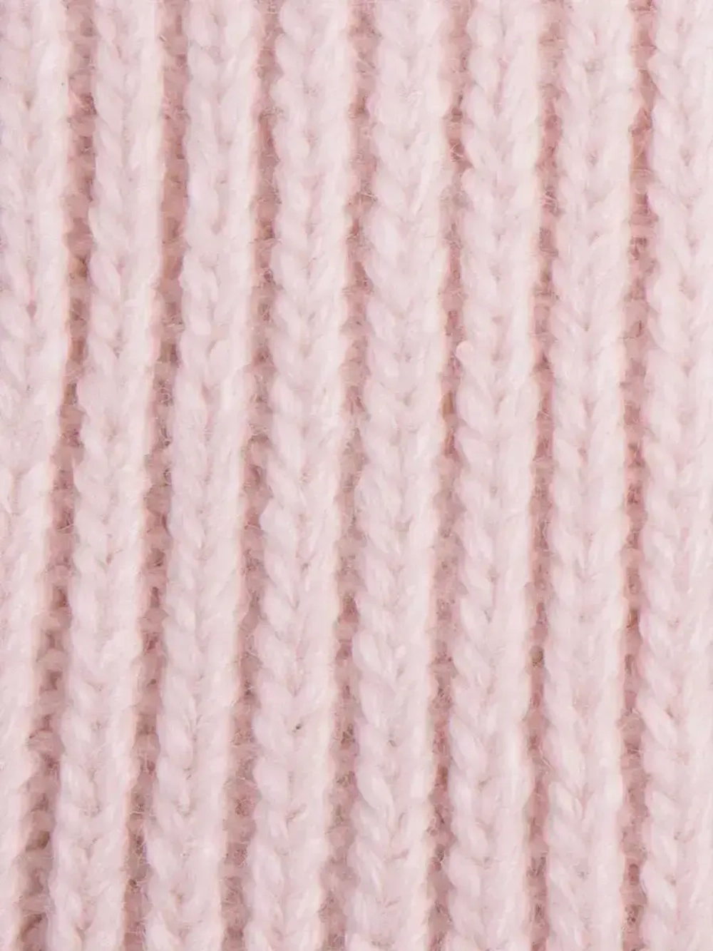 Шапка вязаная демисезонная с ушками