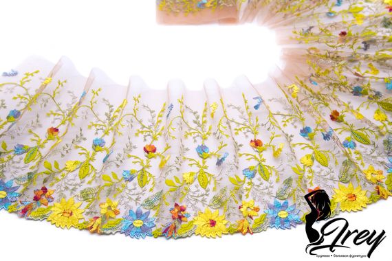 05-110 Вышивка на неэл. сетке 21 см, телесный/желтый/голубой/салатовый (правая)