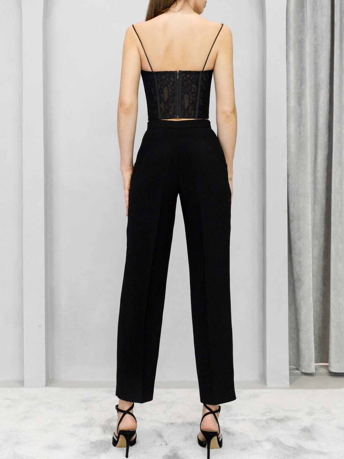 Кружевной топ