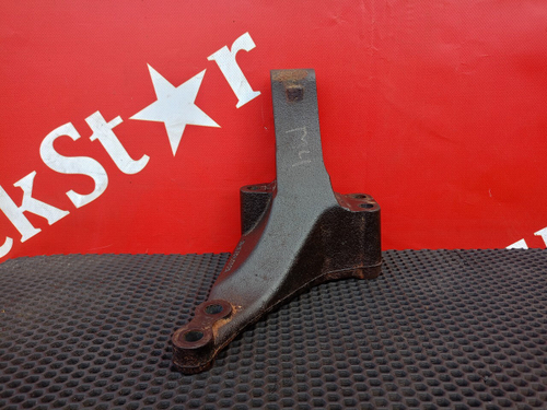 Кронштейн двигателя задний левый