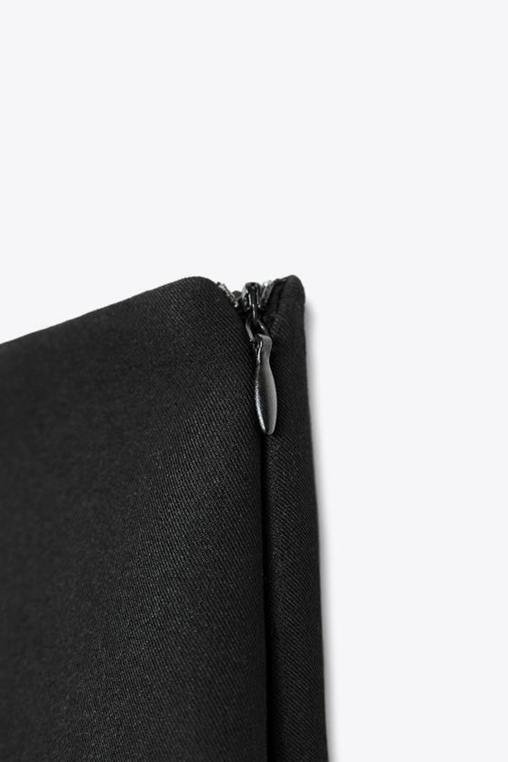 ZARA МИНИ-ЮБКА С ДЕКОРАТИВНОЙ ОТДЕЛКОЙ, ЧЕРНЫЙ