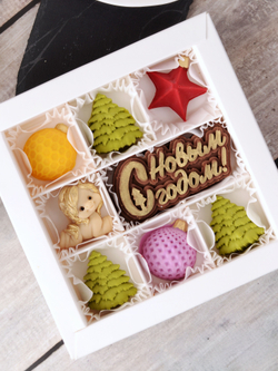 Сладкий подарок "С Новым Годом" с лошадкой #2 / Шоколад ручной работы