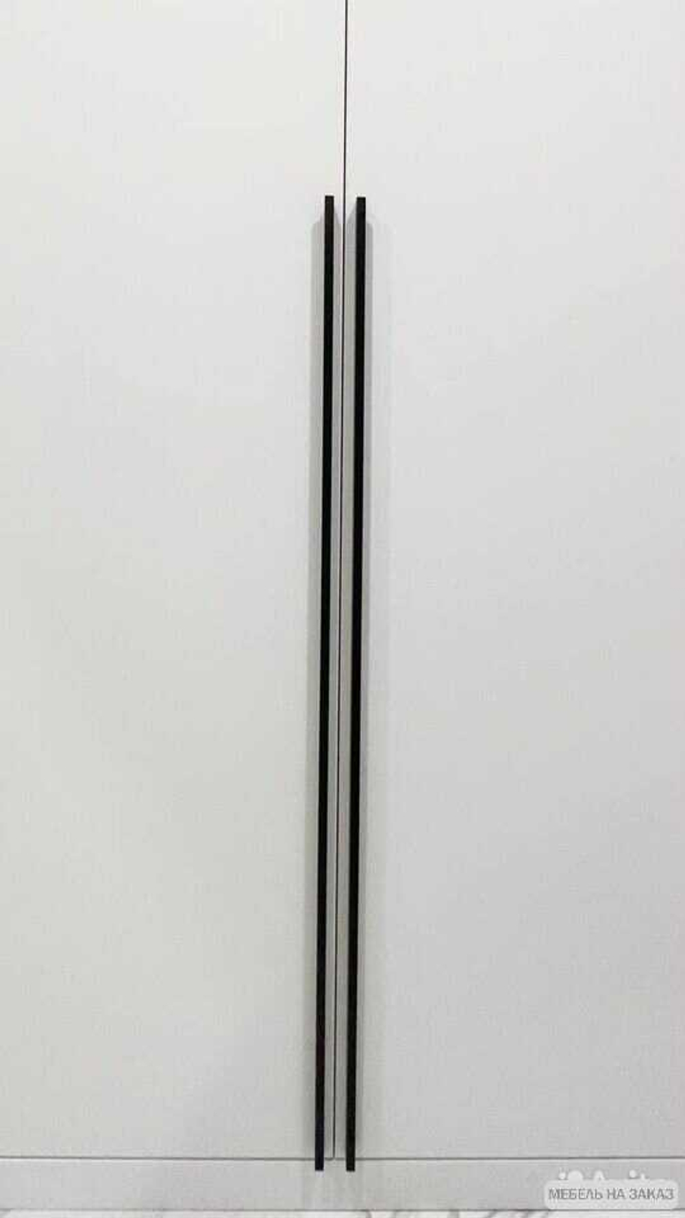 Шкаф в прихожую на заказ с консолью