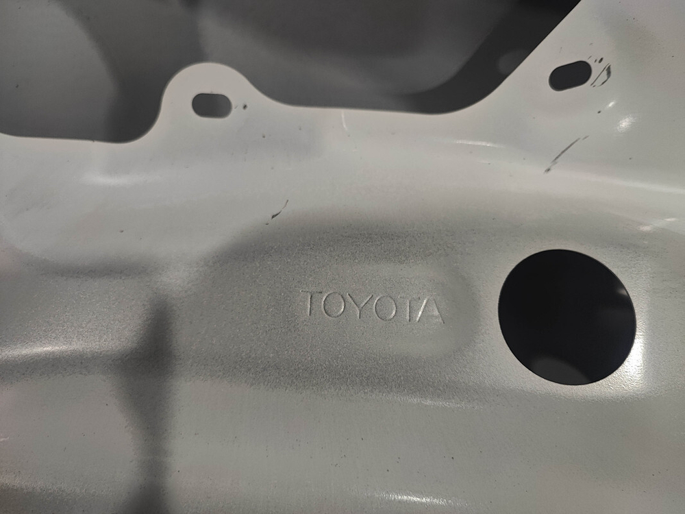 Крышка багажника Toyota Camry (XV50) 11-18 Б/У Оригинал 6440106C80