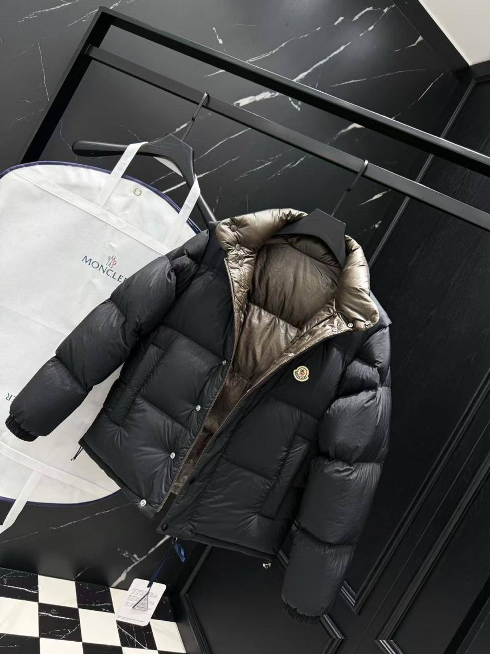 Двухсторонний пуховик-трансформер Moncler