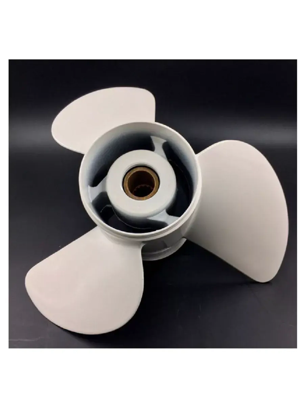 Винт YHX для лодочных моторов Yamaha 150-300 (14х19), белый