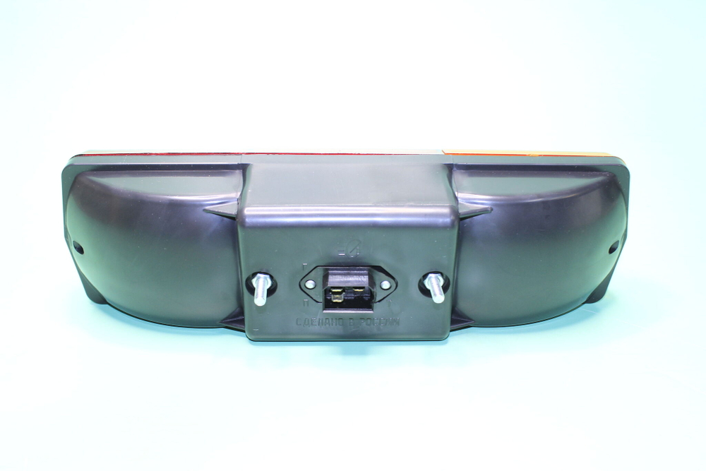 Фонарь задний КамАЗ (2 винта) 24В Люкс правый /354.3716/