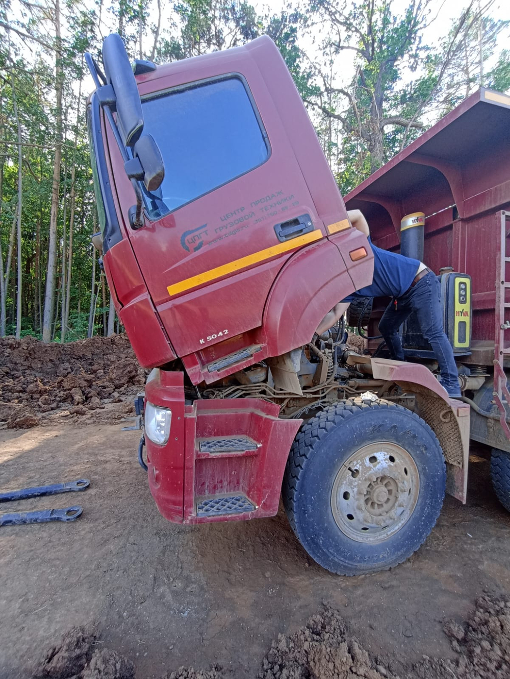 КамАЗ 65801 8x4 Самосвал 65801-T5 (Дизельный, 12,0 л, 428 л.с., МТ)