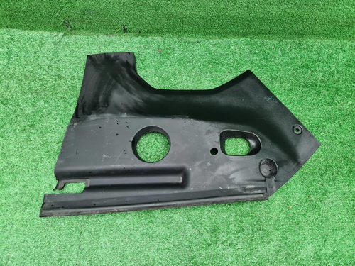 Кожух замка капота правый Hongqi HS5 (2019-н.в.)