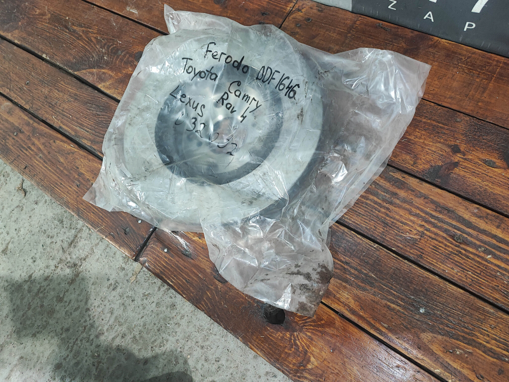 Диск тормозной передний Camry (XV40) Новый DDF1646