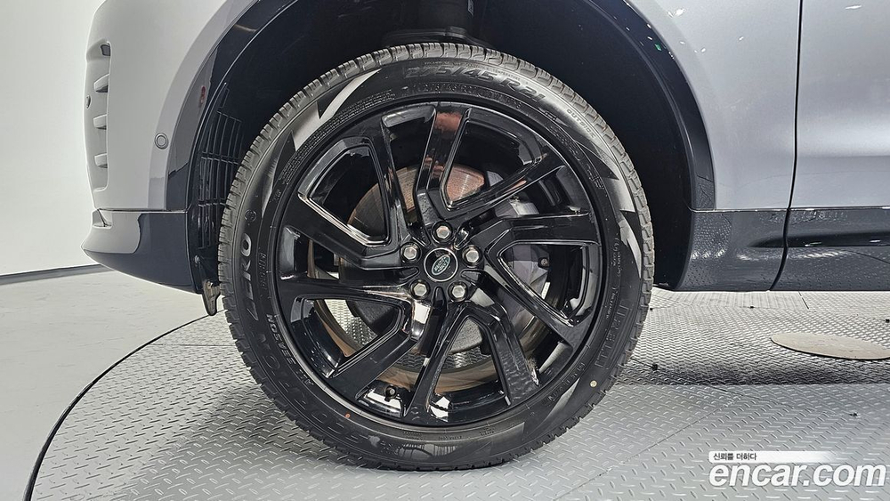Land Rover Discovery 5 P360 R-Dynamic SE (03.2023)