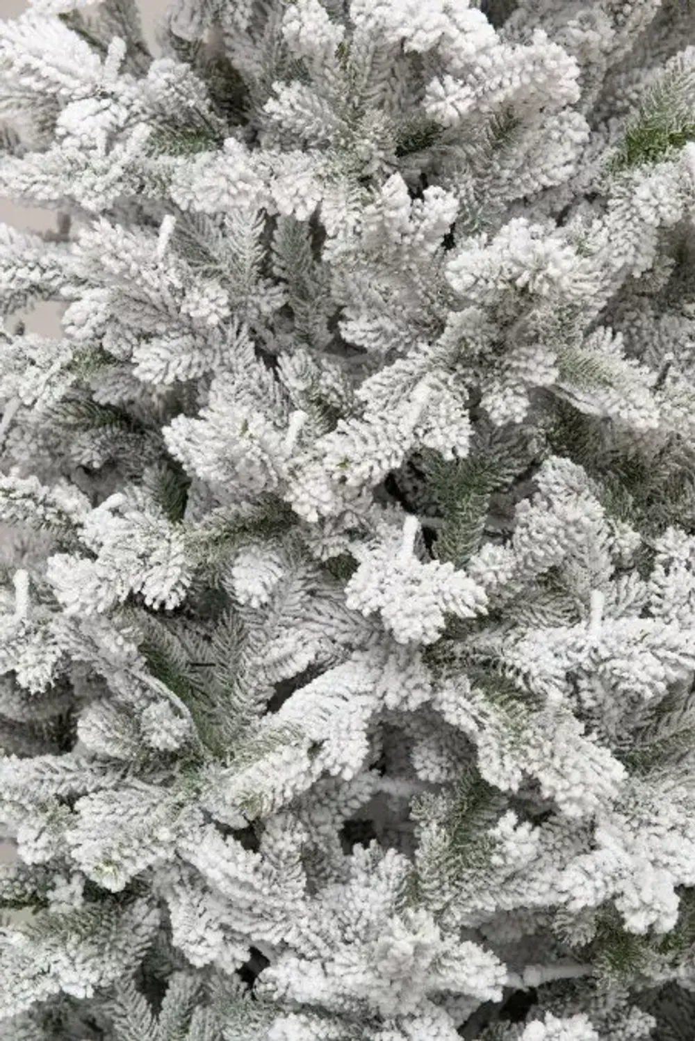 Заснеженная елка «Алтайская» (литая хвоя) 270 см / 2.7 м