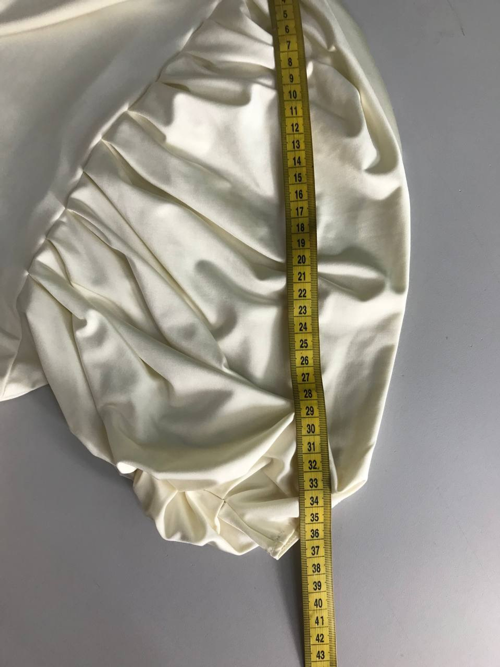 Блузка Argent сдержанная, визуально на 48 размер