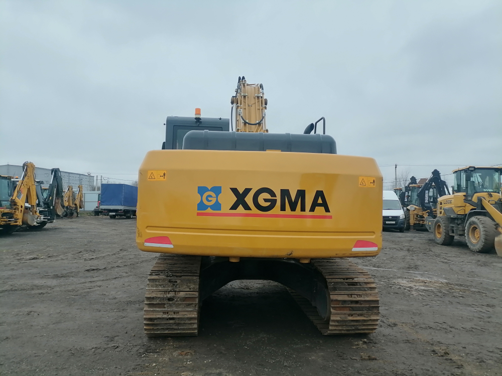 XGMA XG822* Экскаватор XG822FL (Дизельный, 5,9 л, 181 л.с., АТ)