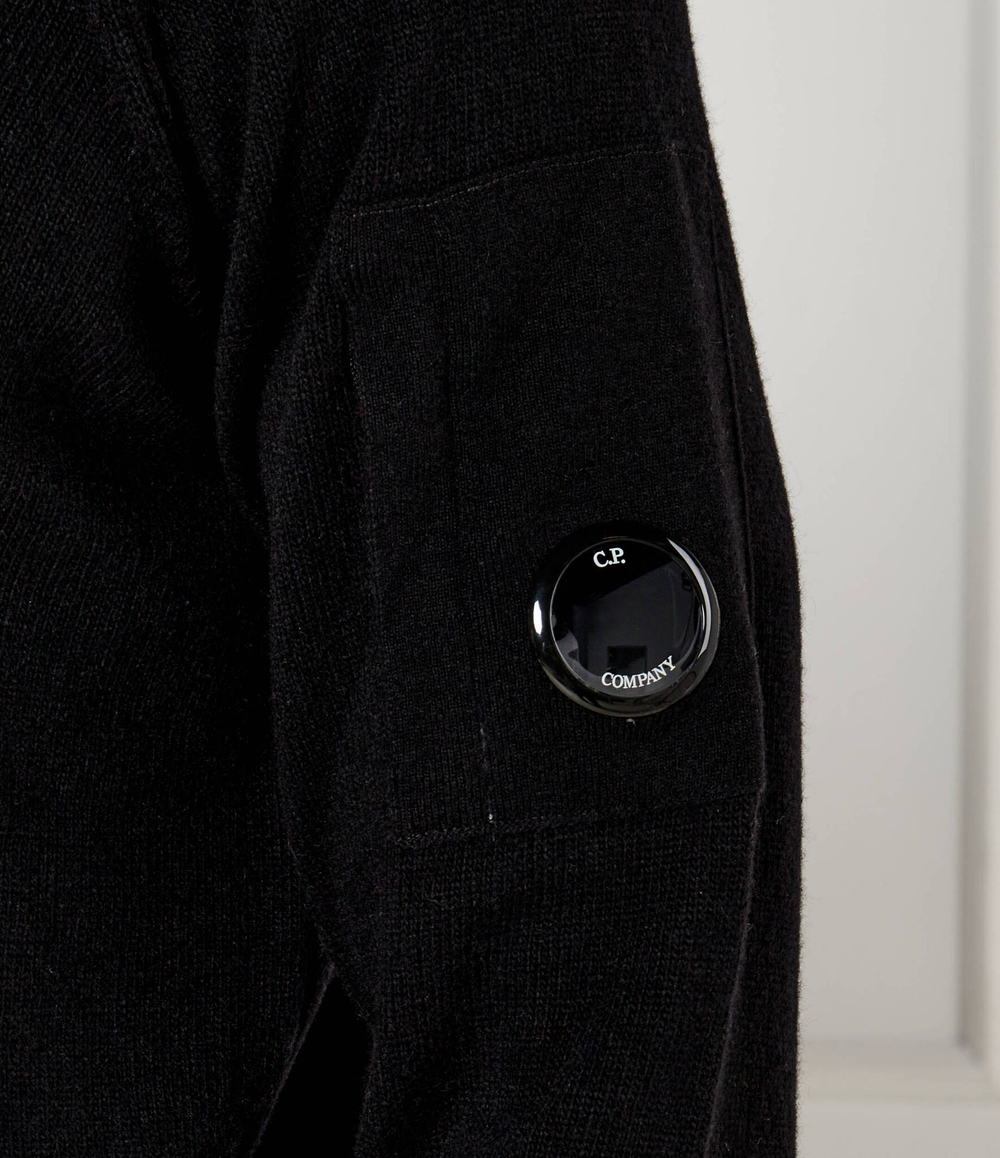 Свитер C.P. Company - черный(17CMKN047A110149A)