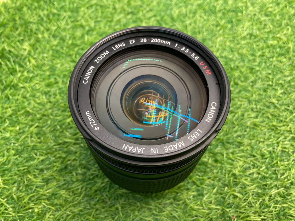 Canon EF 28-200mm 3.5-5.6 USM