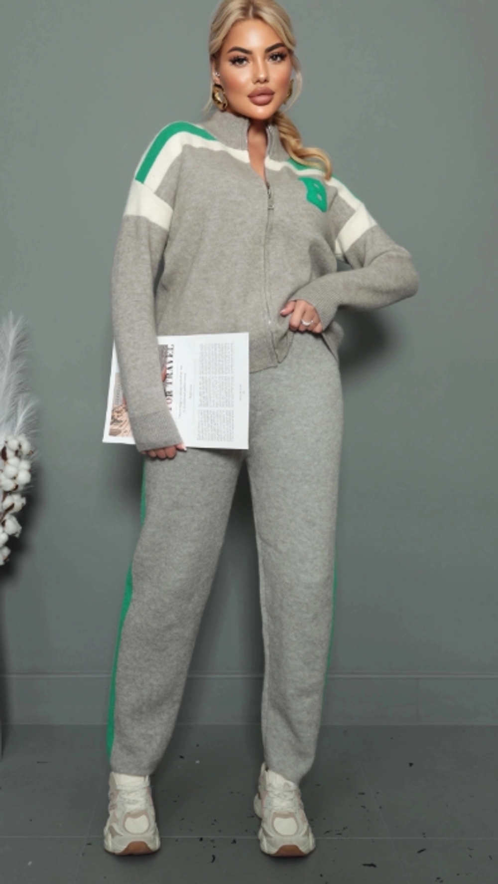 Оптом костюмы двойка тренд 42-48 микс без выбора цвета