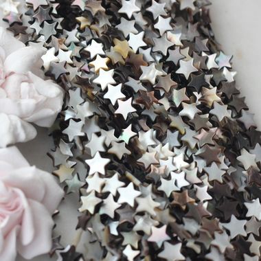 Перламутр натуральный стальной, звезда 10 мм, 1 нить, ПР106