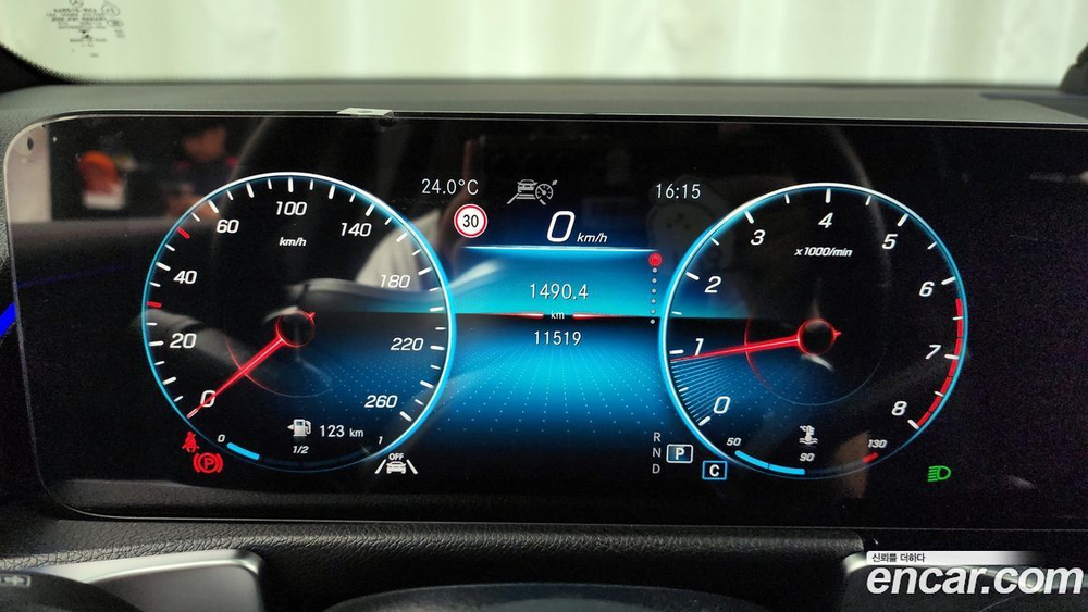 Mercedes-Benz GLB-Class X247 GLB250 4MATIC (07.2022)