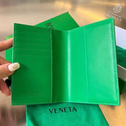 Обложка для паспорта Bottega Veneta