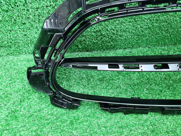 Решетка радиатора Mercedes E C238 (2020-2023)