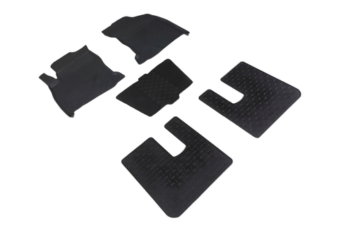 Резиновые коврики с высоким бортом для Toyota Fortuner II 2015-н.в. Seintex.89128