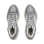 Кроссовки New Balance Warped Runner