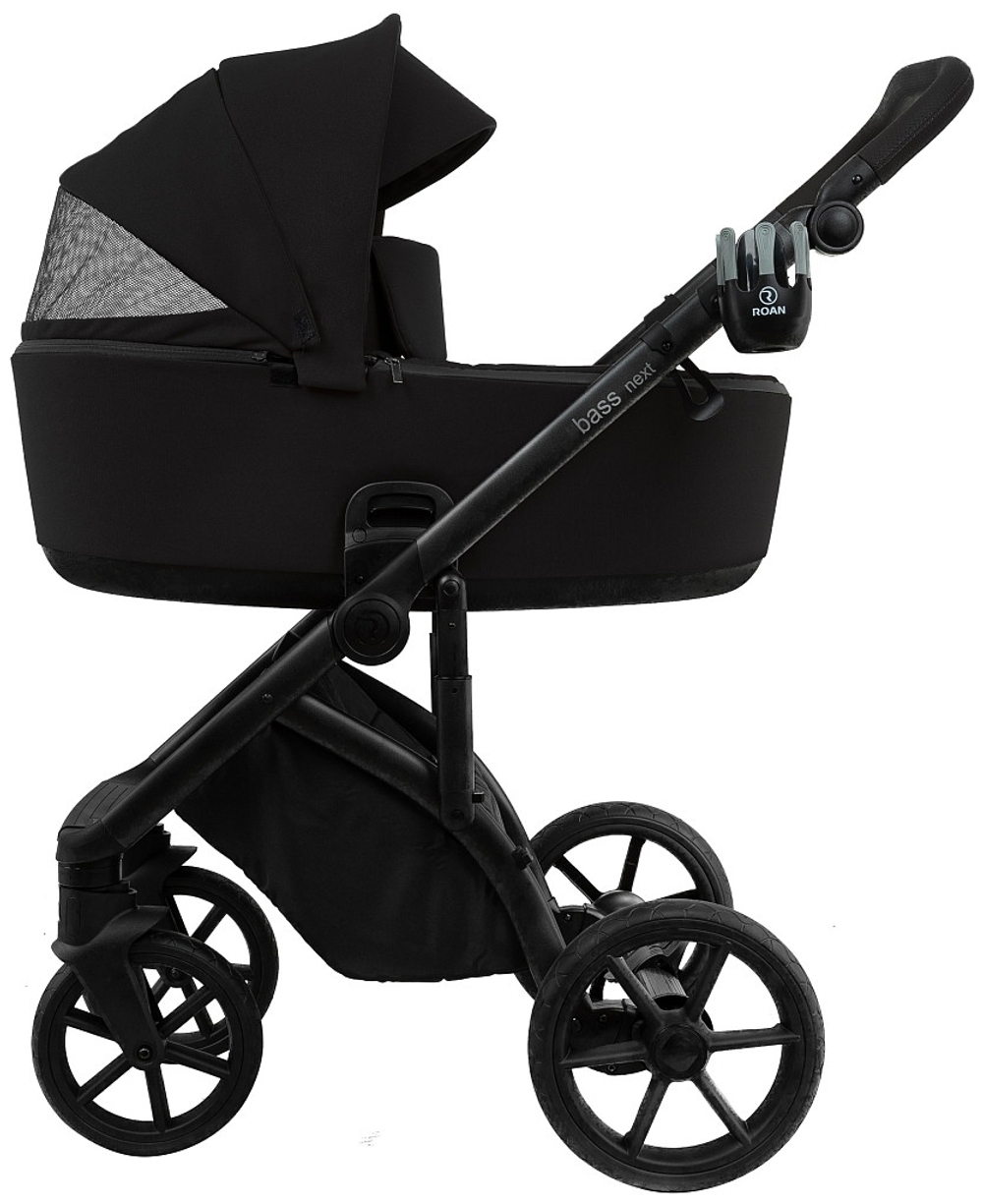 Детская коляска Roan Bass Next 2.0 2 в 1 BSN/40/2 Caviar Black/Black/руч.Black