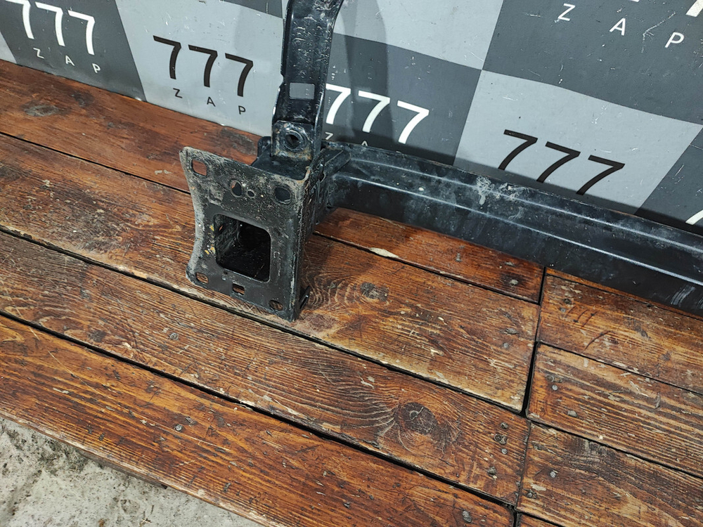 Усилитель переднего бампера Skoda Kodiaq 16-нв Б/У Оригинал 565807109G