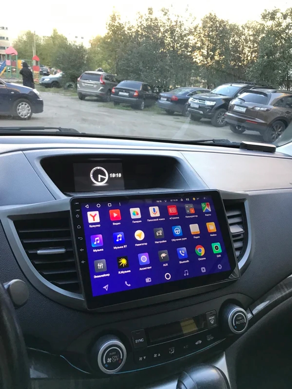 Магнитола для Honda CR-V 2012-2018 - Carmedia OL-1641 IPS, Android 10, 8 ядер (TS18), 4G SIM-слот