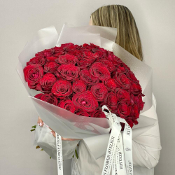 «Рубиновое сияние» Букет из 51 Красной розы 50 см