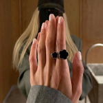 Кольцо Цветок двойной с ониксом